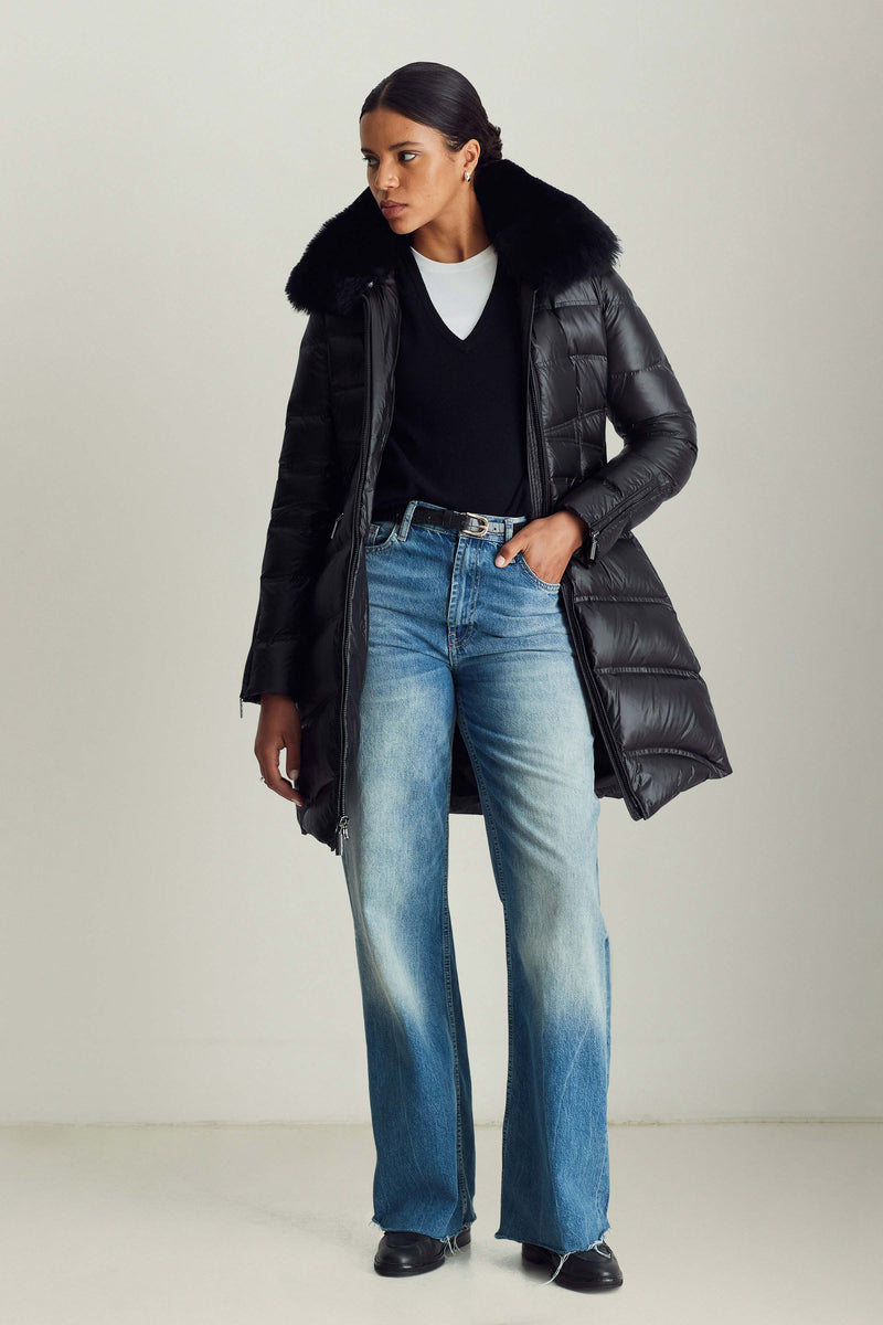 CLOE SHEARLING